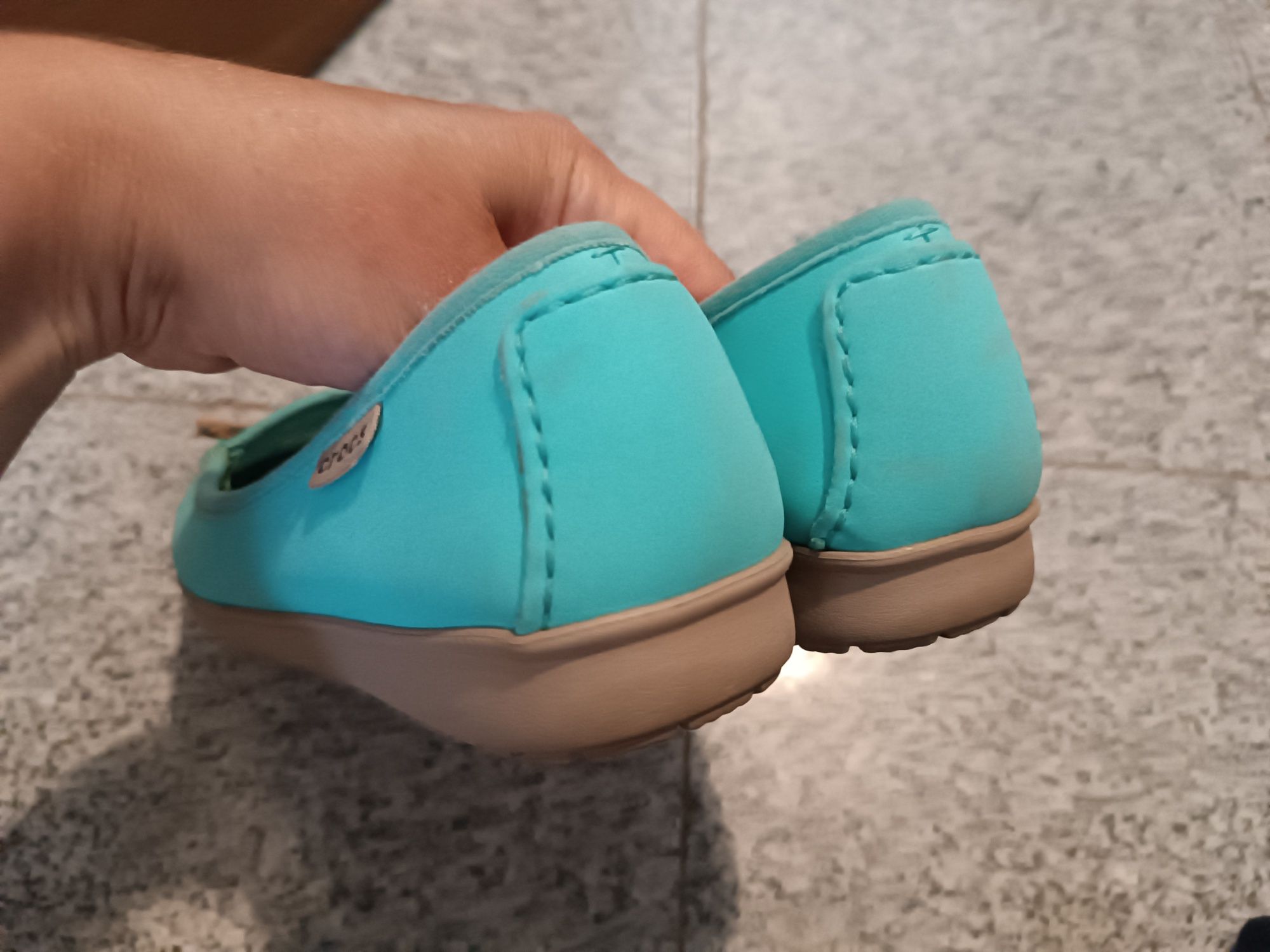 Crocs W8 miętowe mokasyny cudne 38 torba shopper Reserved gratis