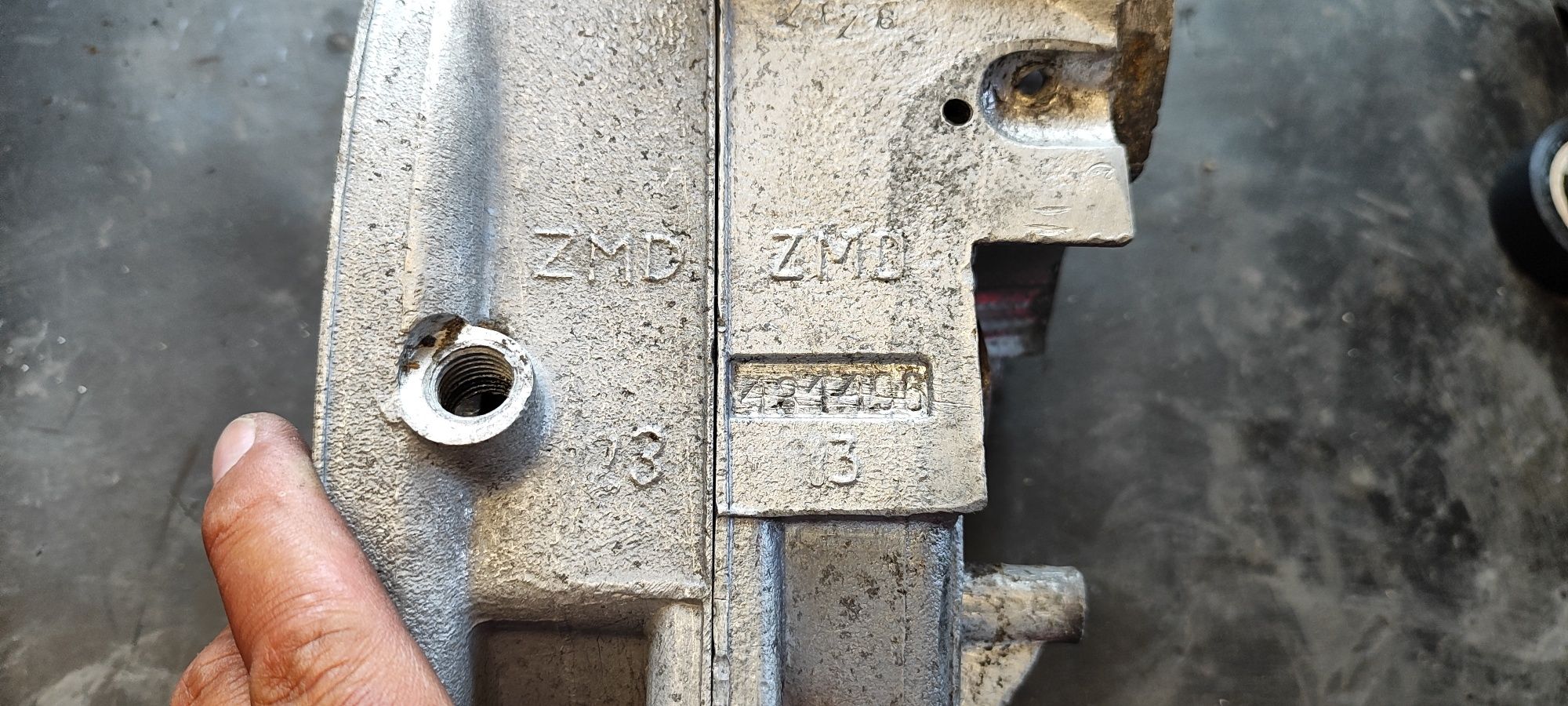 Kartery WSK 125 połówki silnika silnik karter lewy prawy kadłub WFM
