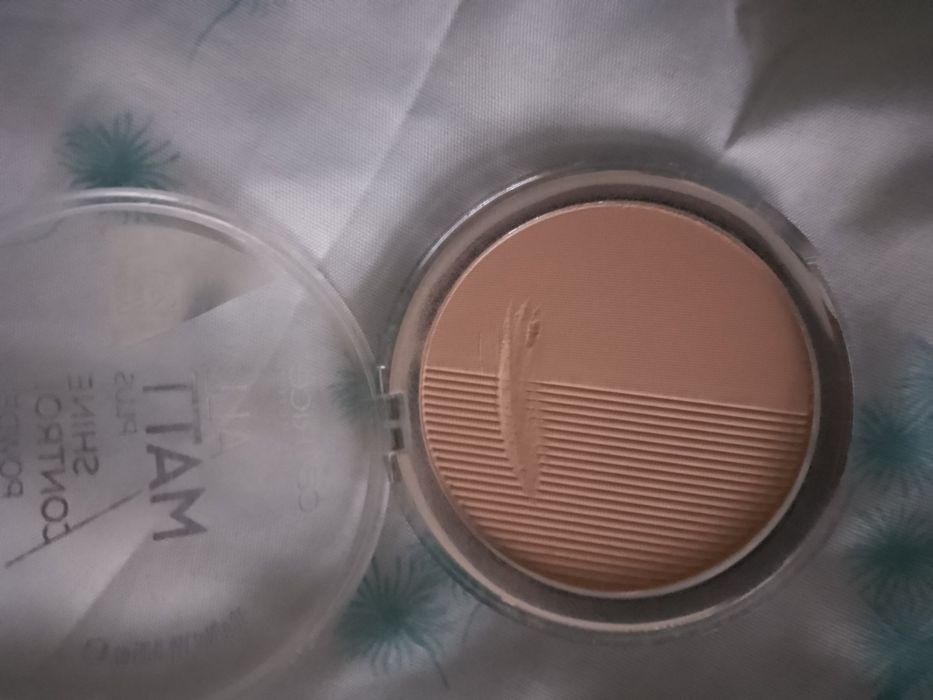 Нова пудра Catrice All matt plus shine control 025 sand beige