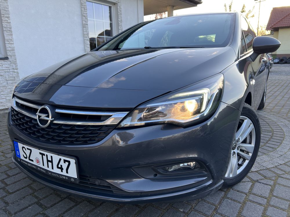 Opel Astra 1,6 Diesel 110km Navi Alusy klimatronic BEZWYPADKOWY Niemcy