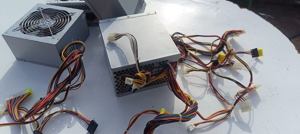 Fontes alimentação computadores