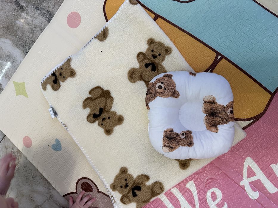 Плед і підголовник набір !