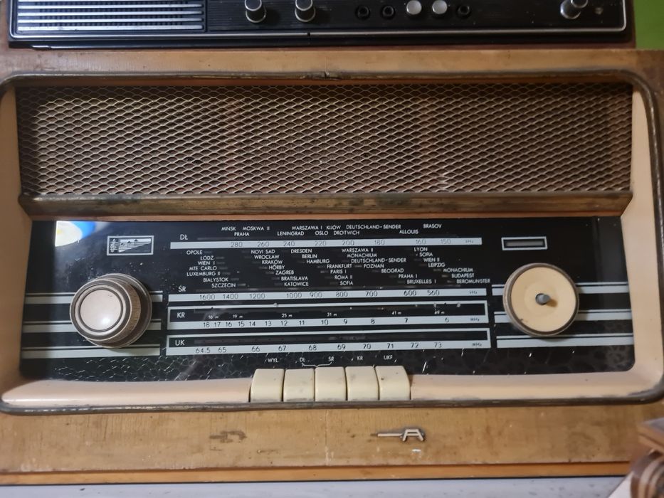 Stare radio lampowe Rumba