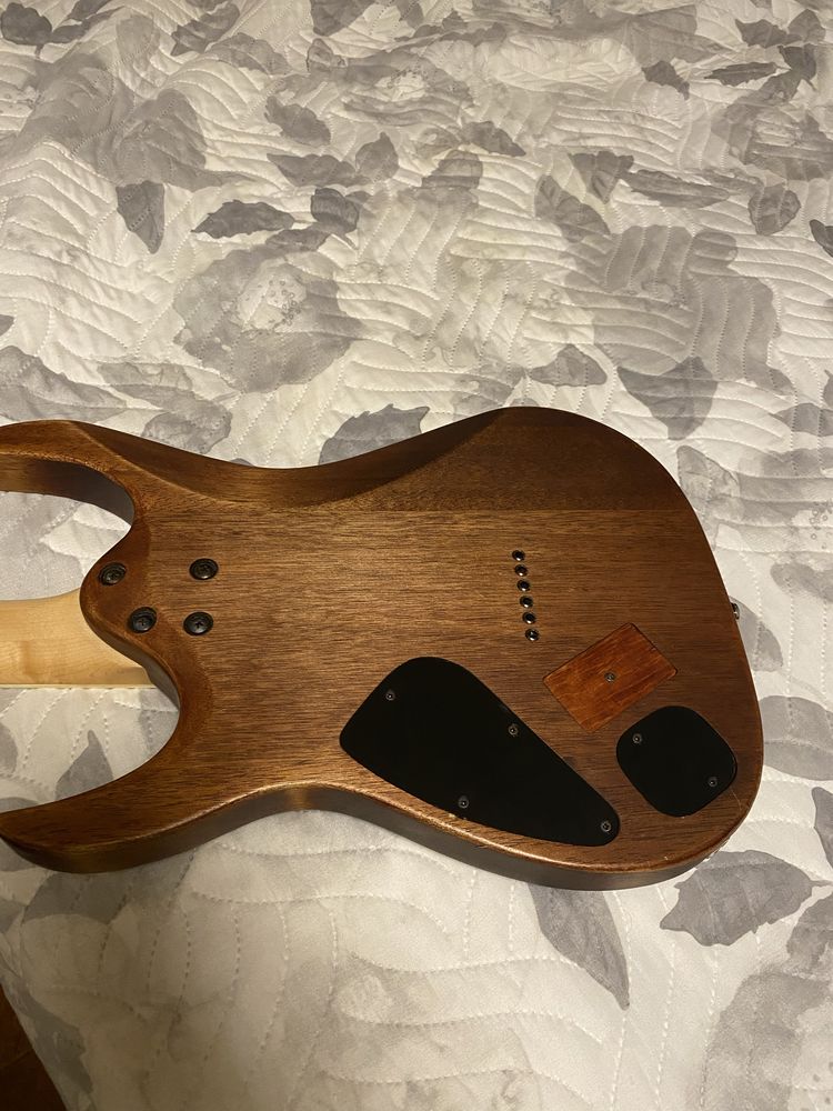 Ibanez rga32 pickups passivos Como Nova