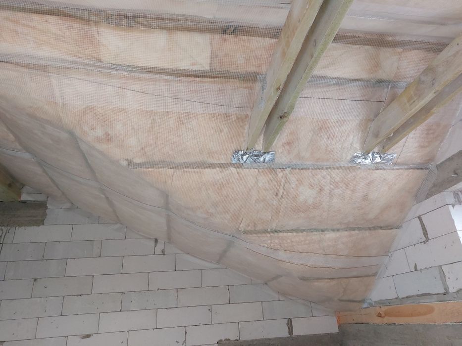 Утеплення мансард, стель, дахів ватою