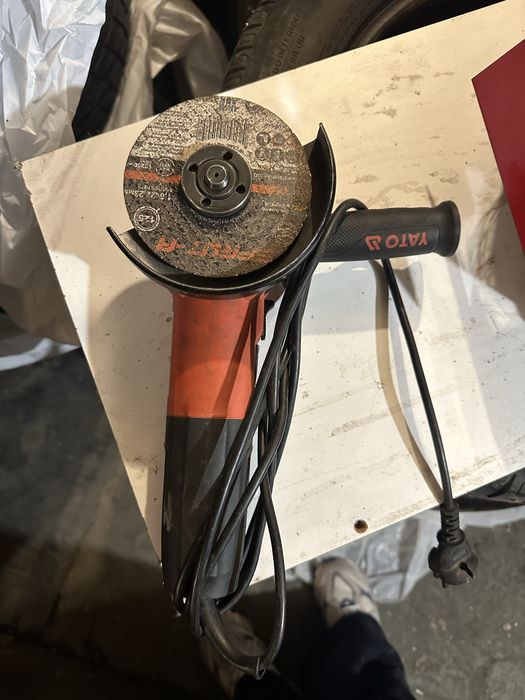 Болгарка Yato YT-82093-125