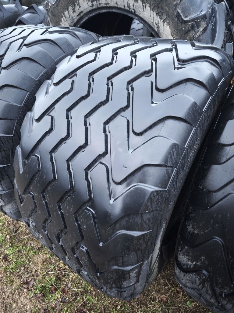 Opony zachodnie 710/50 R - 26.5 VREDESTEIN 700/50 zdrowe Radialne
