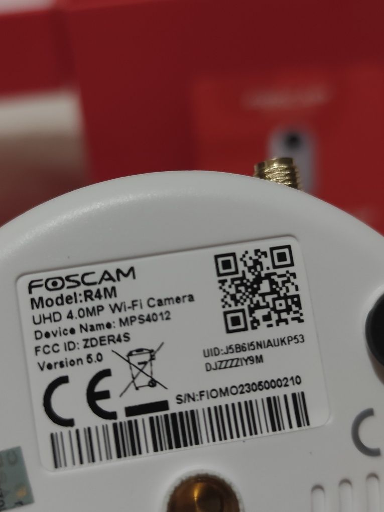 Foscam Kamera IP R4M 4.0 Mpix  2.4Ghz i 5Ghz WDR IR 8M Biała