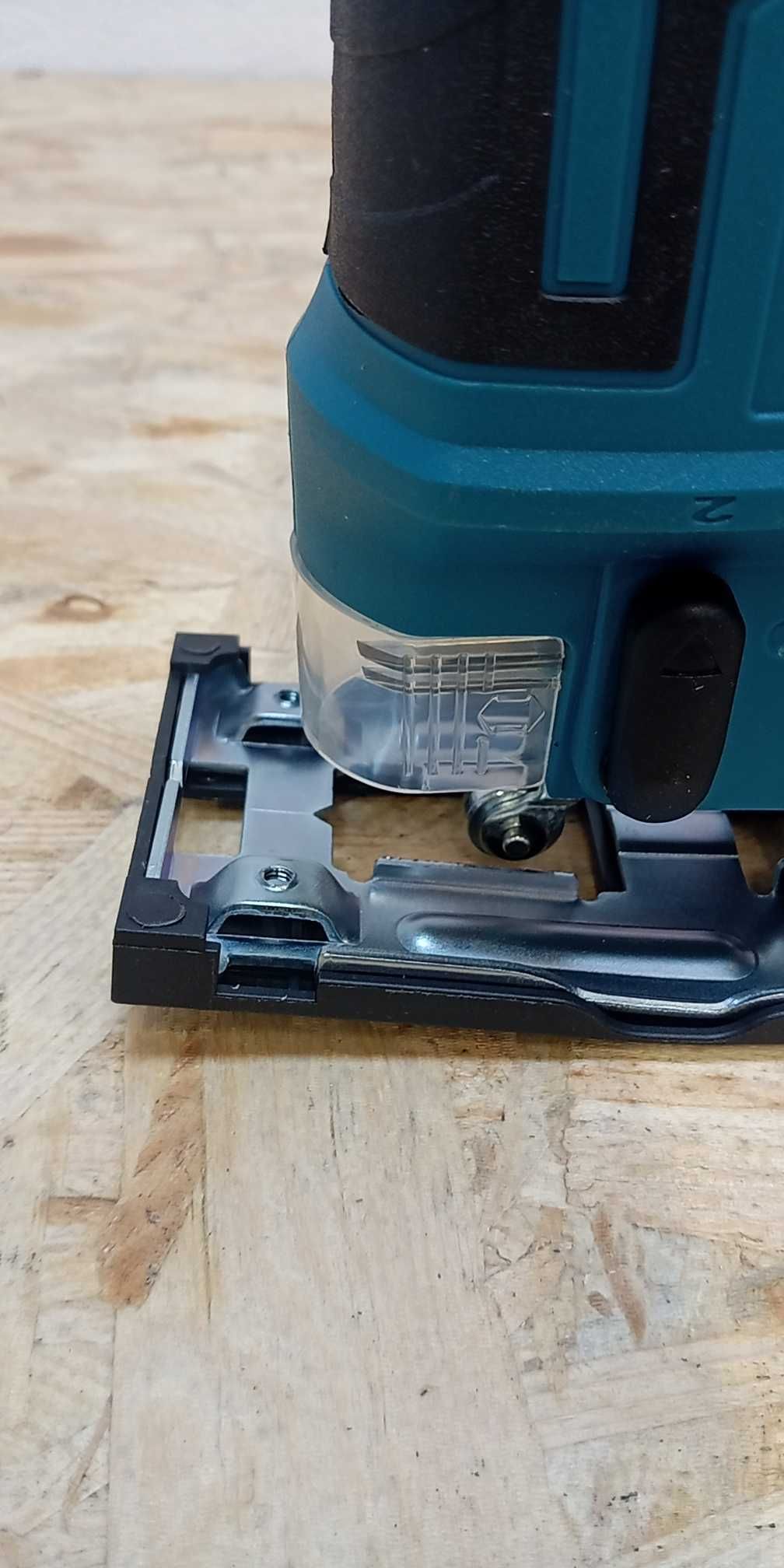 Wyrzynarka Akumulatorowa Ecarke 750W do akumulatorów 18 v makita