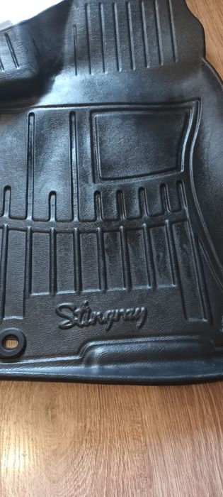 Продам килимки Stingray для Skoda Superb I (3U) (2001-2008)