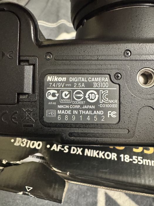 Продам Nikon D3100 18-55 BR Kit