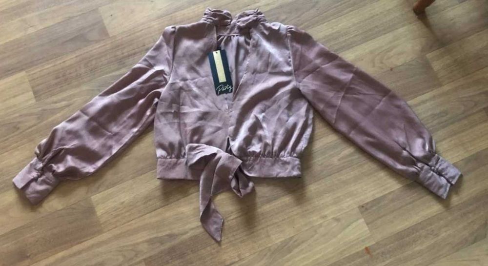 Брендова блуза від Amisu