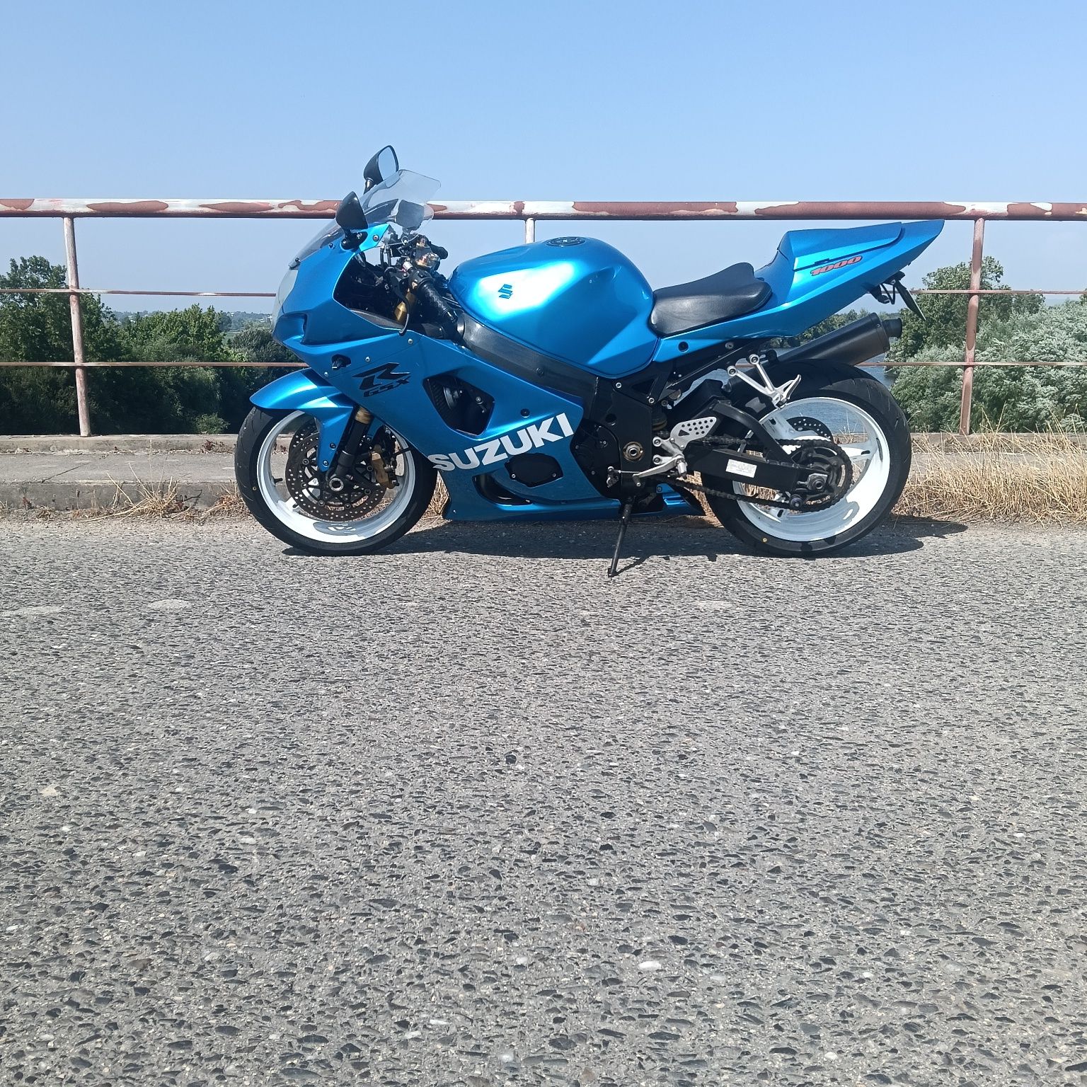 GSXR 1000 k4 muito bem conservada