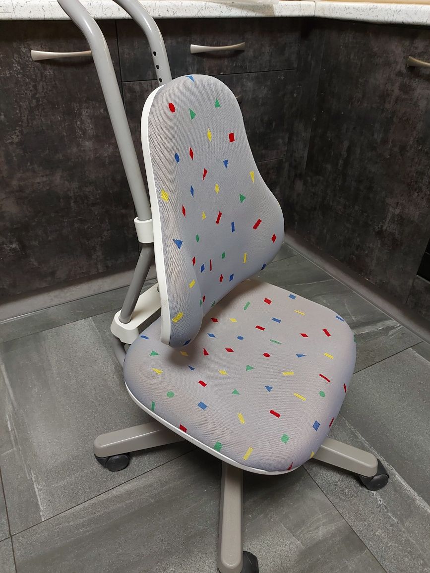 Ergonomiczny fotel / krzesło obrotowe