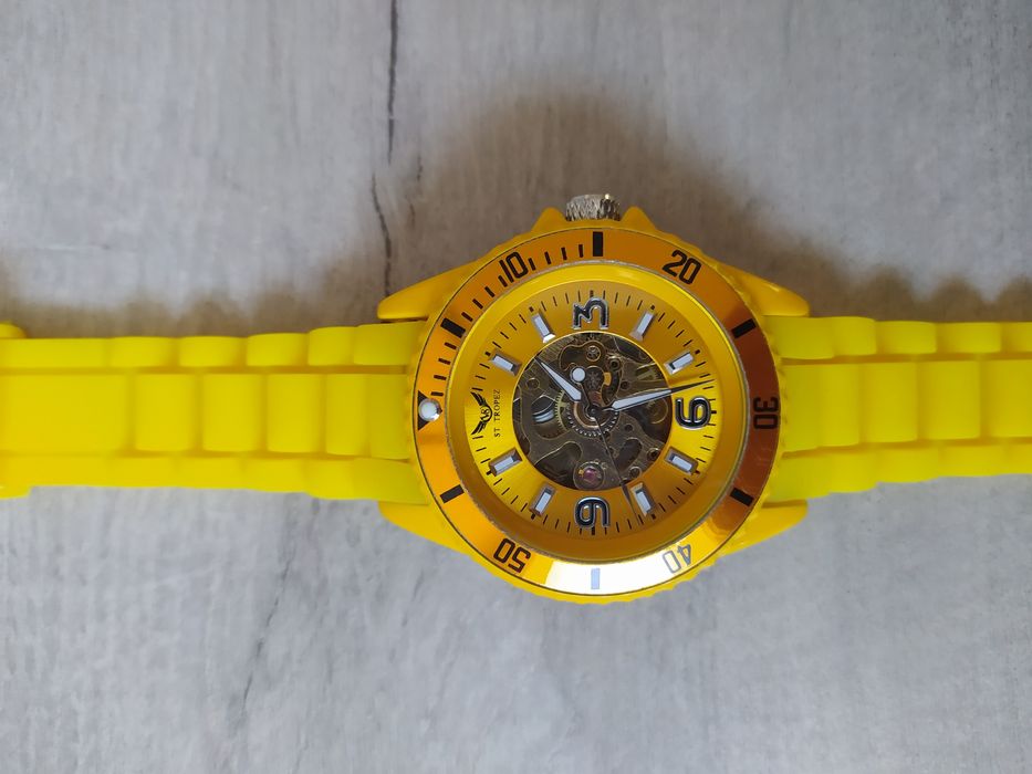 Zegarek St. Tropez V8 z chronometrem, zegarek mechaniczny.