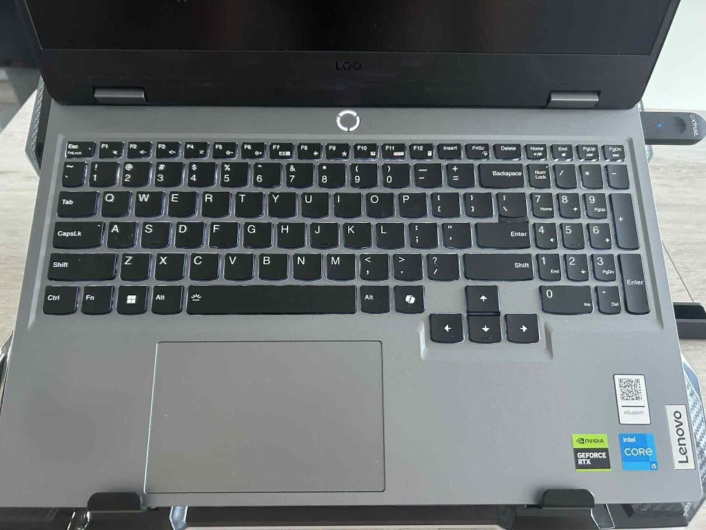 Laptop Lenovo LOQ
