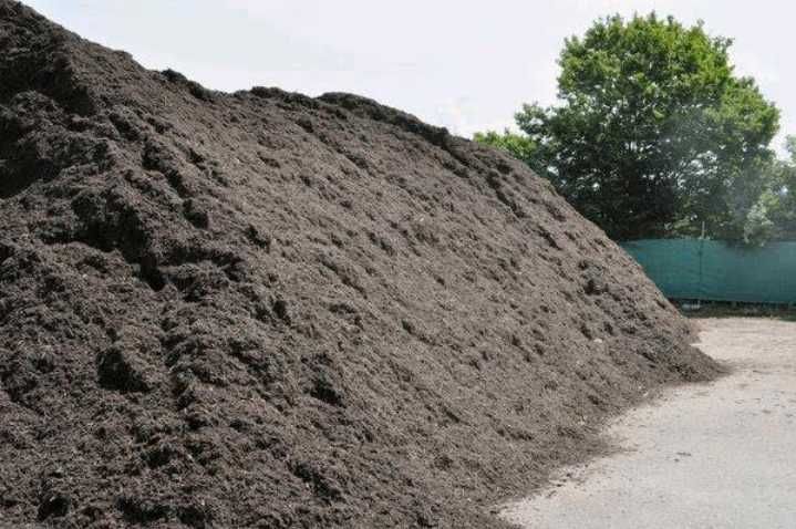 CZARNOZIEM Ziemia kompostowa Ogrodnicza Ogrodu KOMPOST KOPARKA Trawnik