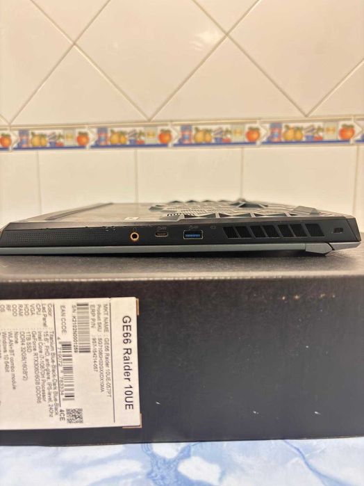 MSI GE66 Raider 10UE-057PT – i7 / RTX 3060 / 32GB / 1TB / 240Hz