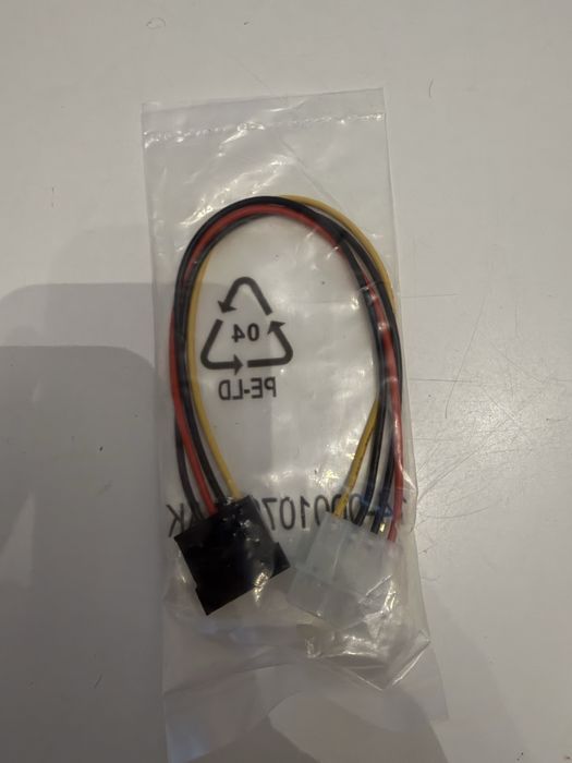 Convesor Molex/SATA