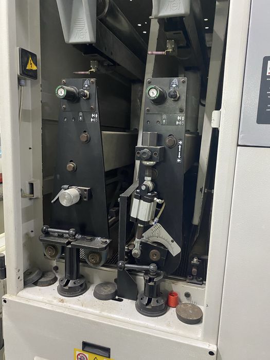 Lixadora marca Viet modelo chellange A211 a RT