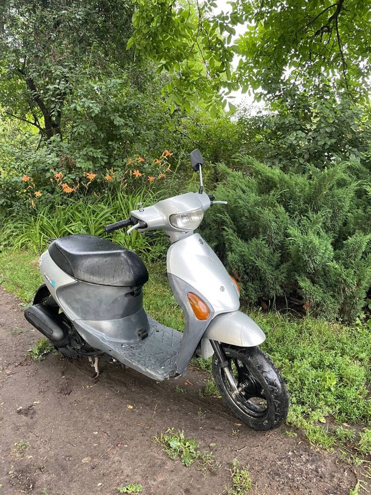 Скутер Suzuki lets 4