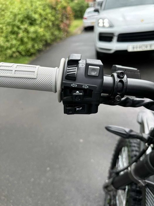 Surron Light Bee X L1e Elektryczny 8000W Homologacja CoC 23%FVat 2025