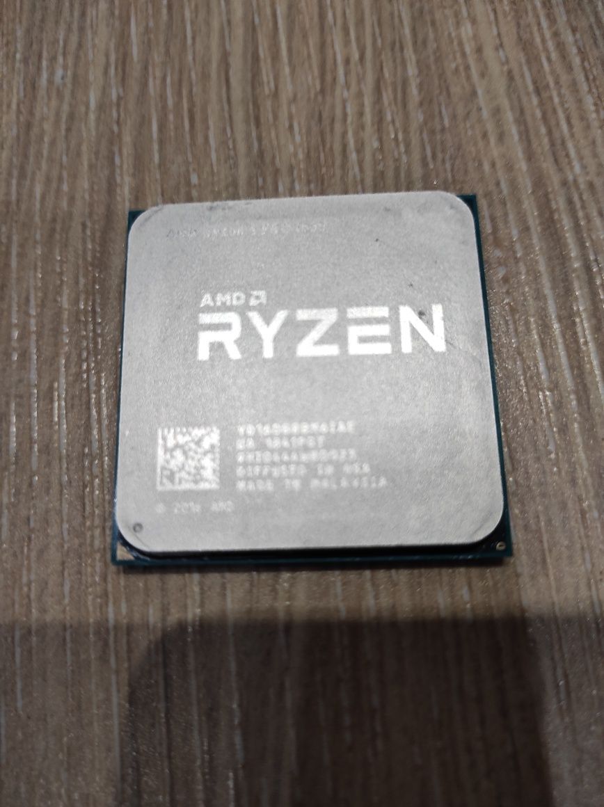 Процессор AMD Ryzen 5 1600