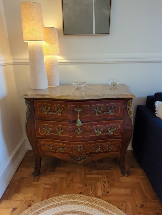 Cómoda Estilo Luís XV