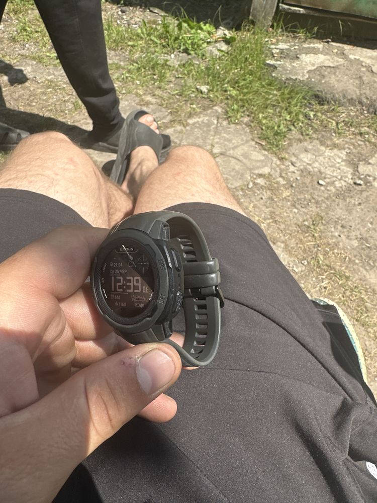 Garmin instinct 2s