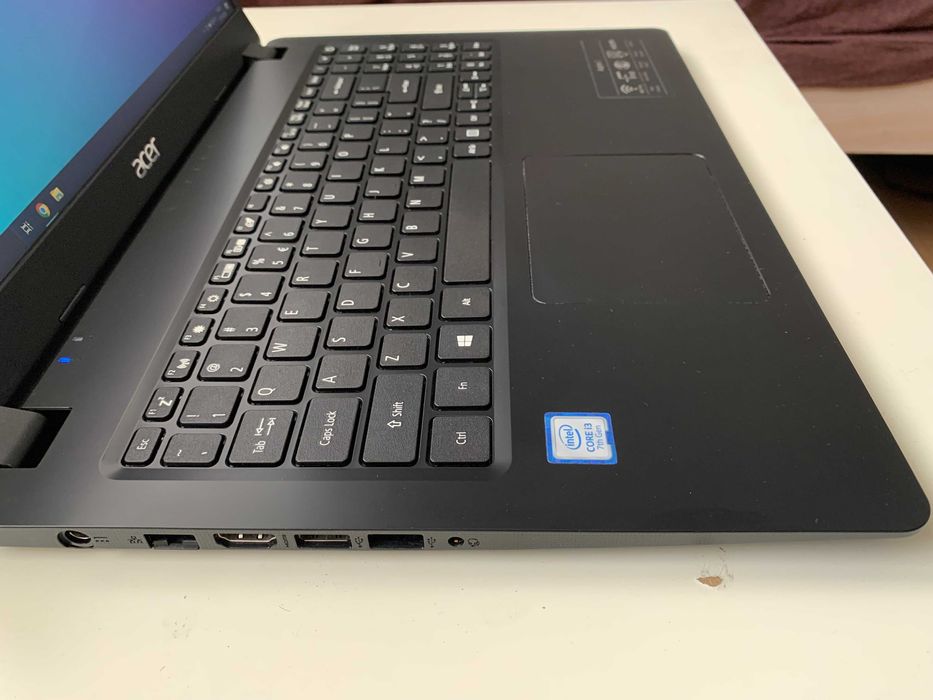 Laptop Acer i3-7th. DDR4-8Gb SSD-256Gb Bateria 5H Jak nowy!!