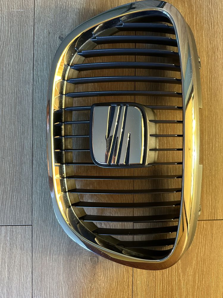Grill atrapa seat leon II 2