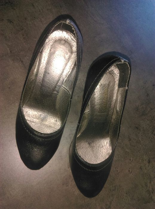 Czarne buty r. 38. obcas 9,5 cm