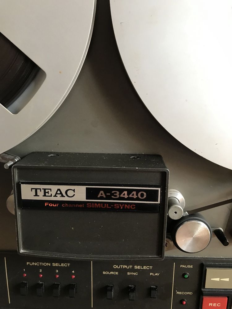 Магнитофон teac A3440