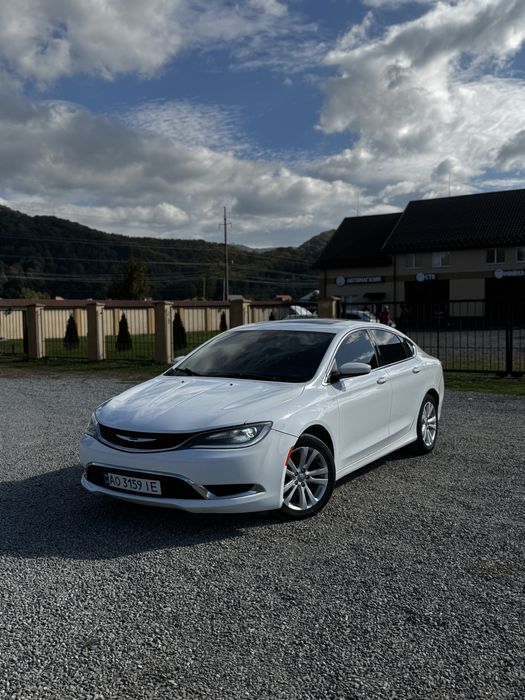 Продам Chrysler 200 2015 рік 2.4і