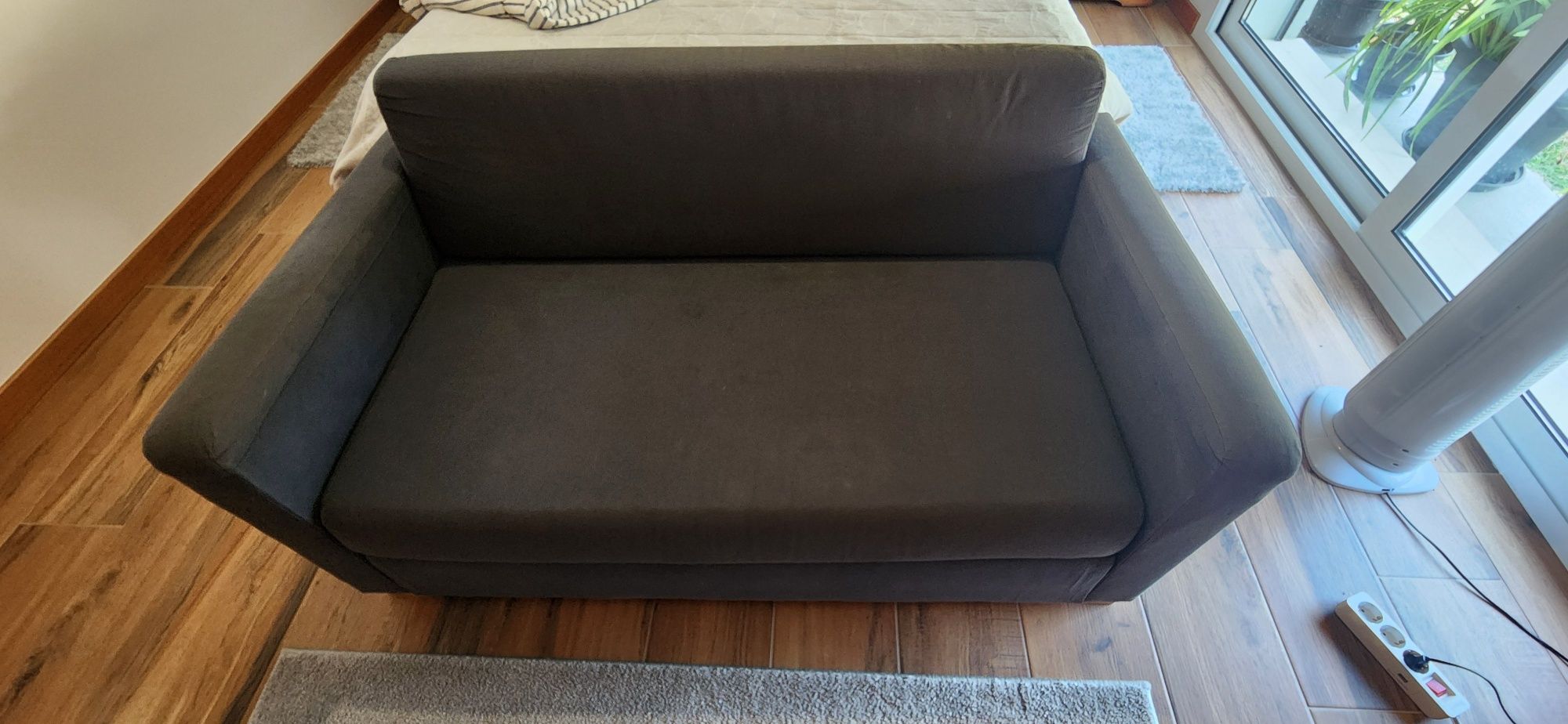 Sofá de 2 lugares
