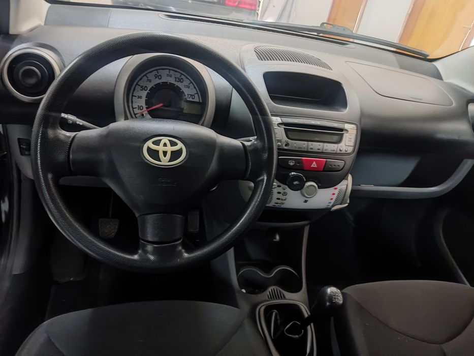 Toyota Aygo só 3950 e