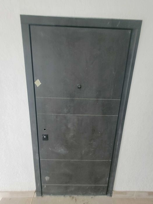 Продаж 2к Очеретяна  5/7ц новобуд зданий 61м 75тис