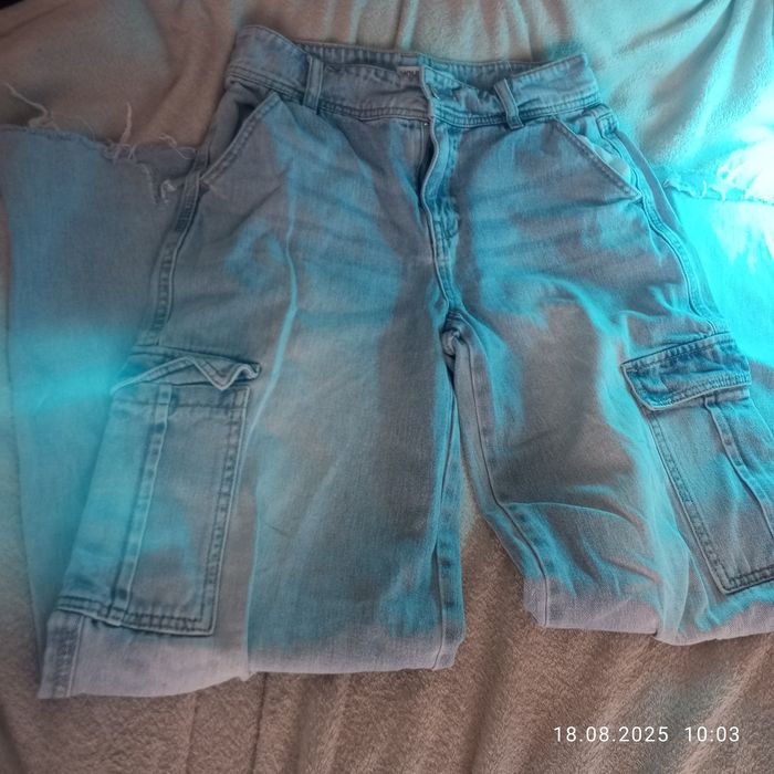 Jeansy straight cargo