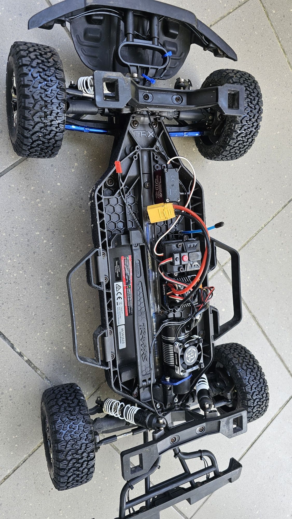 Traxxas Raptor R 4x4 4 miesieczny (jak slash) hobbywing