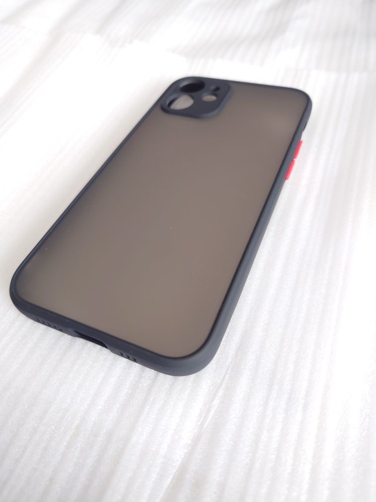 Etui do iPhone 12 półprzezroczyste ciemne Plecki Case Nowe