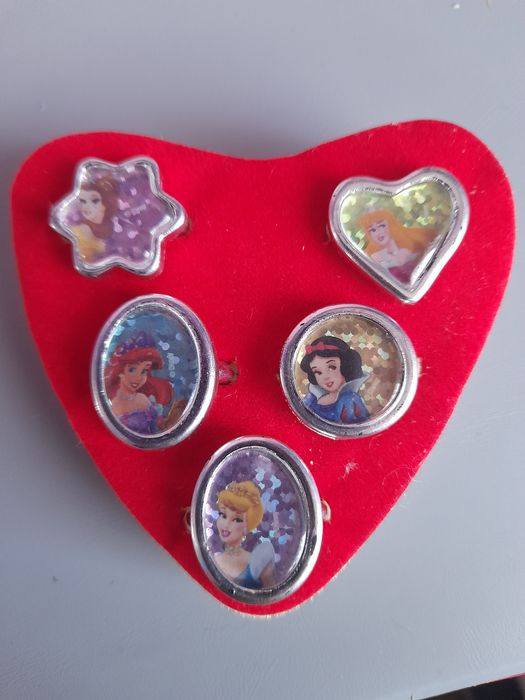 Anéis de princesas para crianças