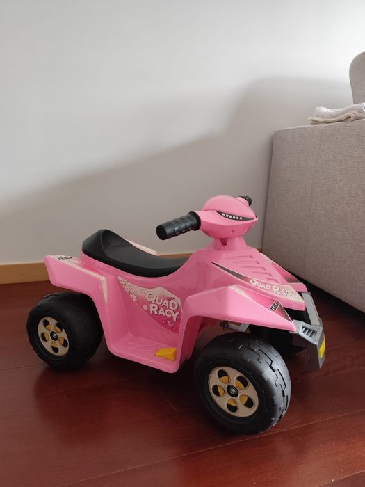 Moto 4 Elétrica Quad Racy Feber 6V 18M+
