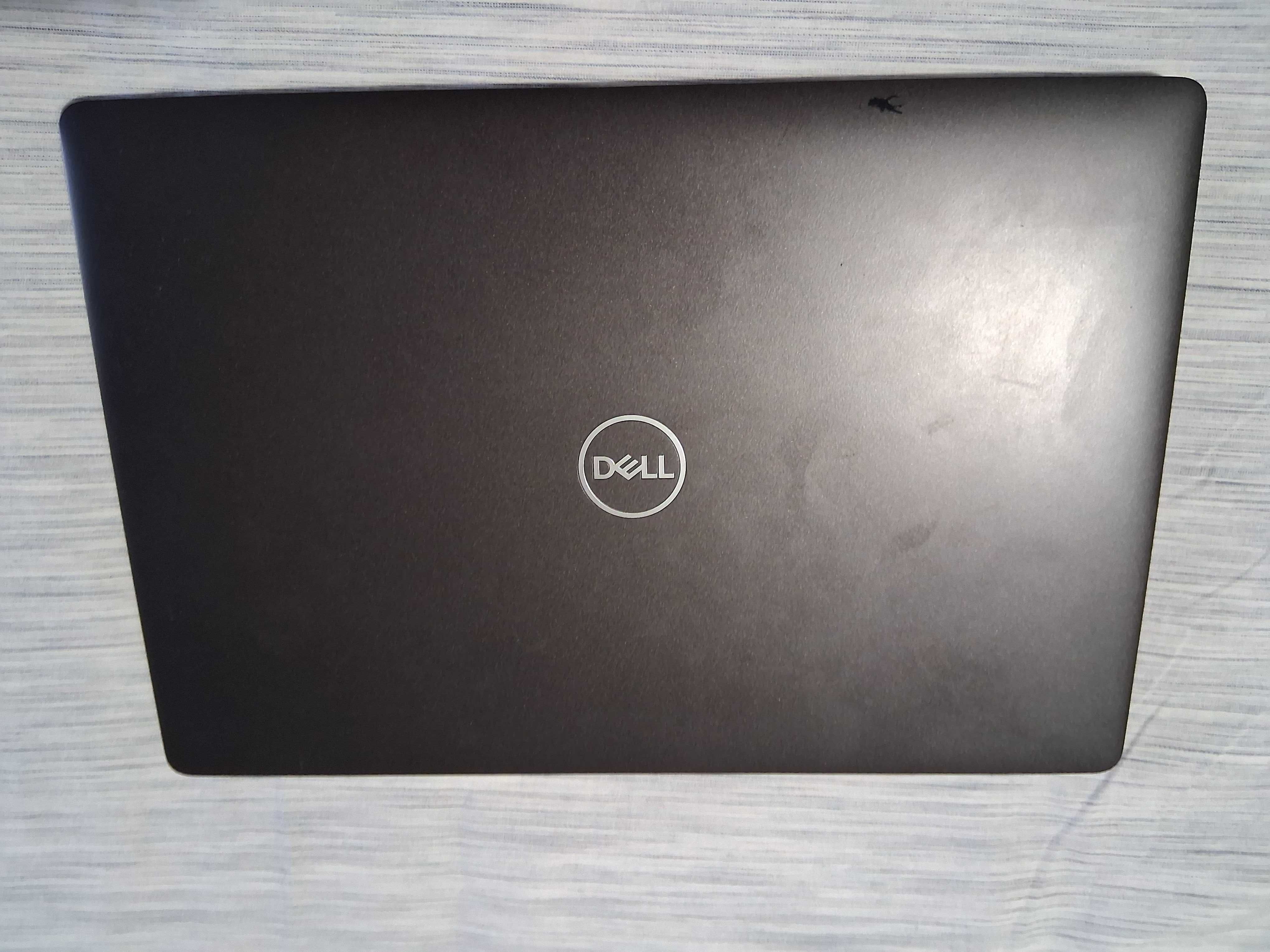 Portátil Dell Latitude 5300 i7