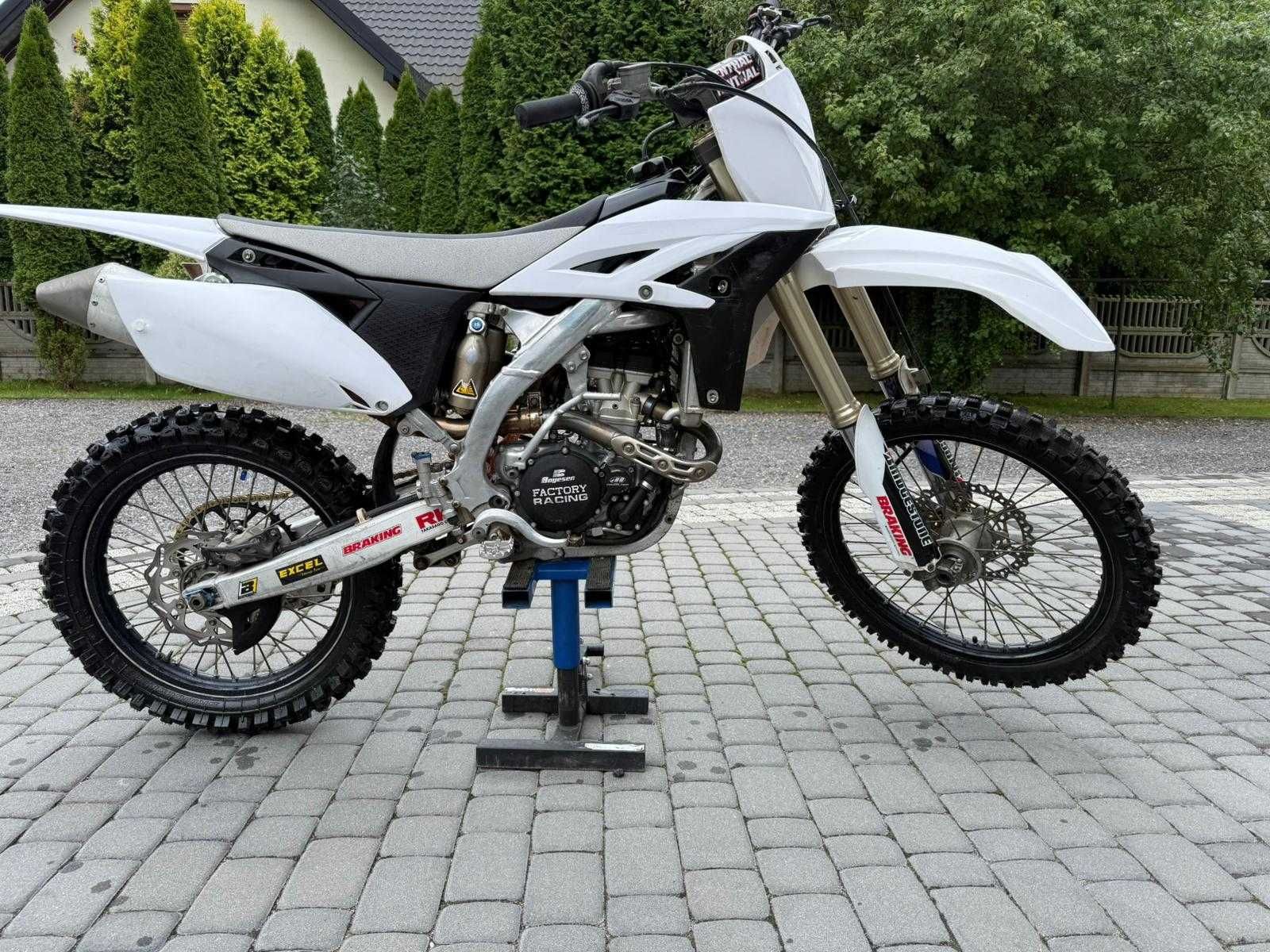 Yamaha YZF250 z 2010r w ładnym stanie