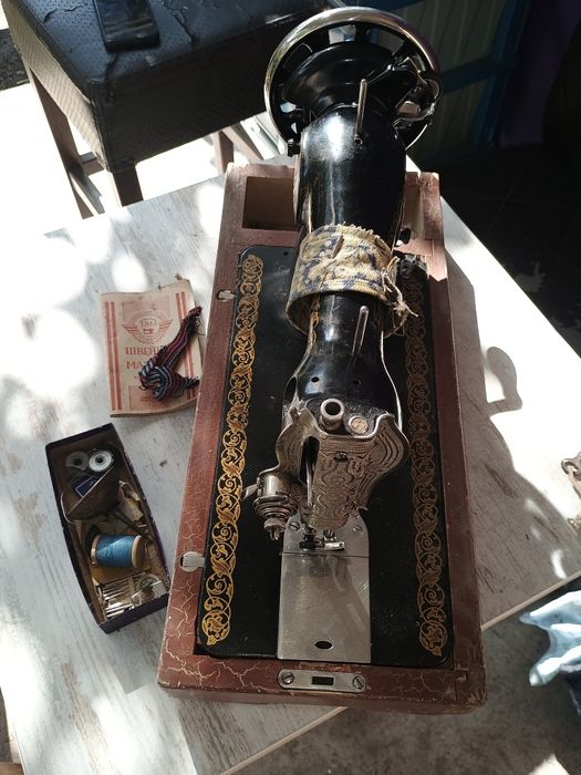 Швейная машина бу