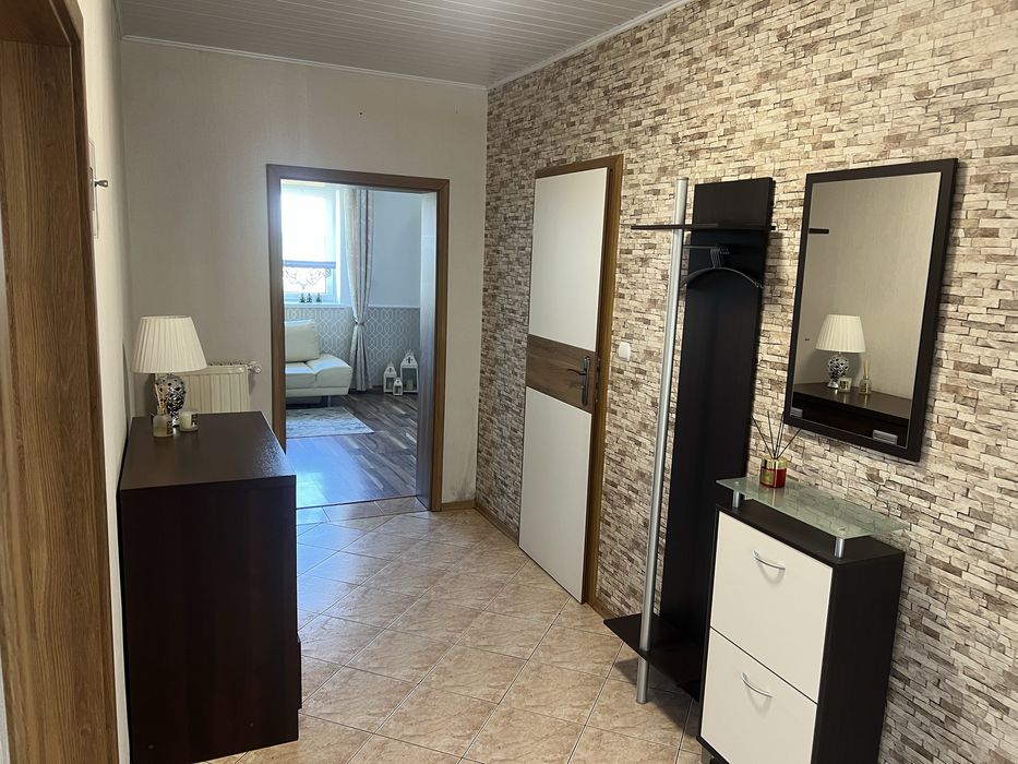 Dom pod lasem z ogrodem i placem zabaw – 140 m², 12 arów, Korfantów