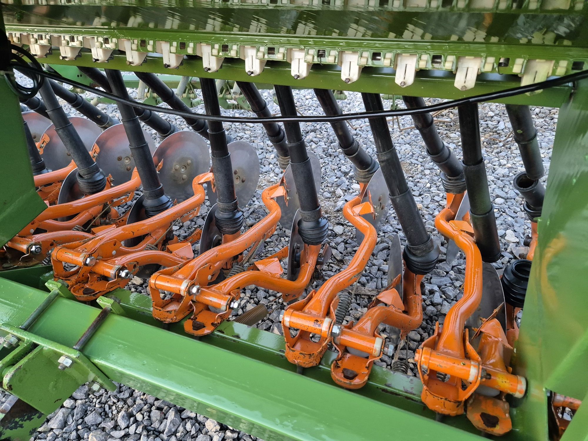 Amazone 2.5m  D7 D8  Special siewnik talerzowy  Ładny stan. Ścieżki !