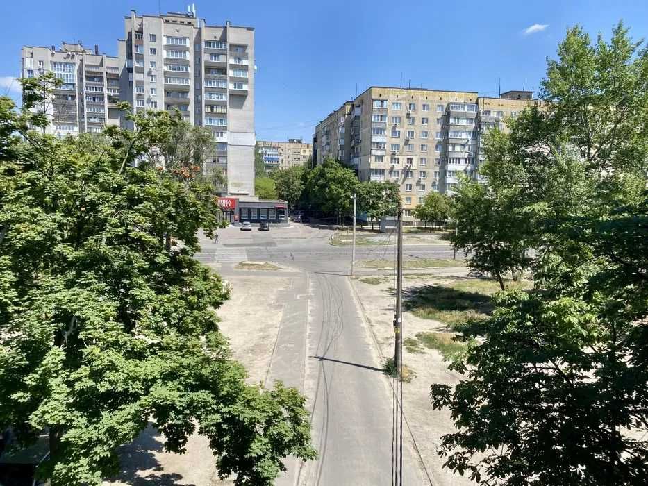 Продам квартиру на жм Парус