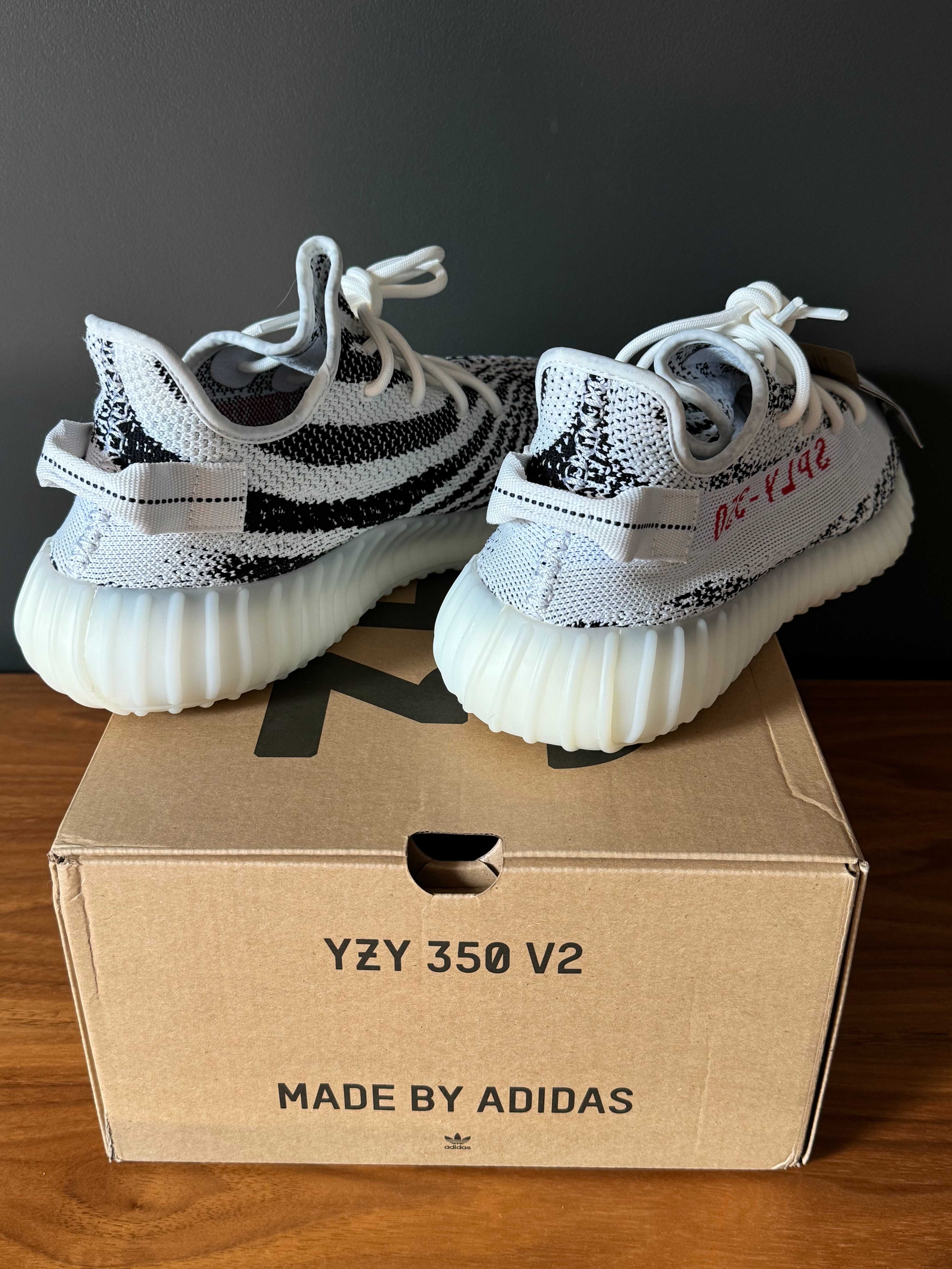 Yeezy Boost 350 V2 Zebra 47 1/3 (EU) 12.5 (US)