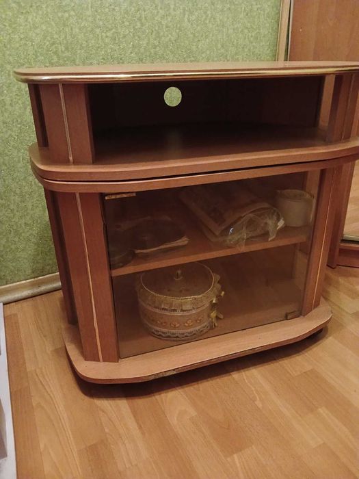 тумба под тв поворотная